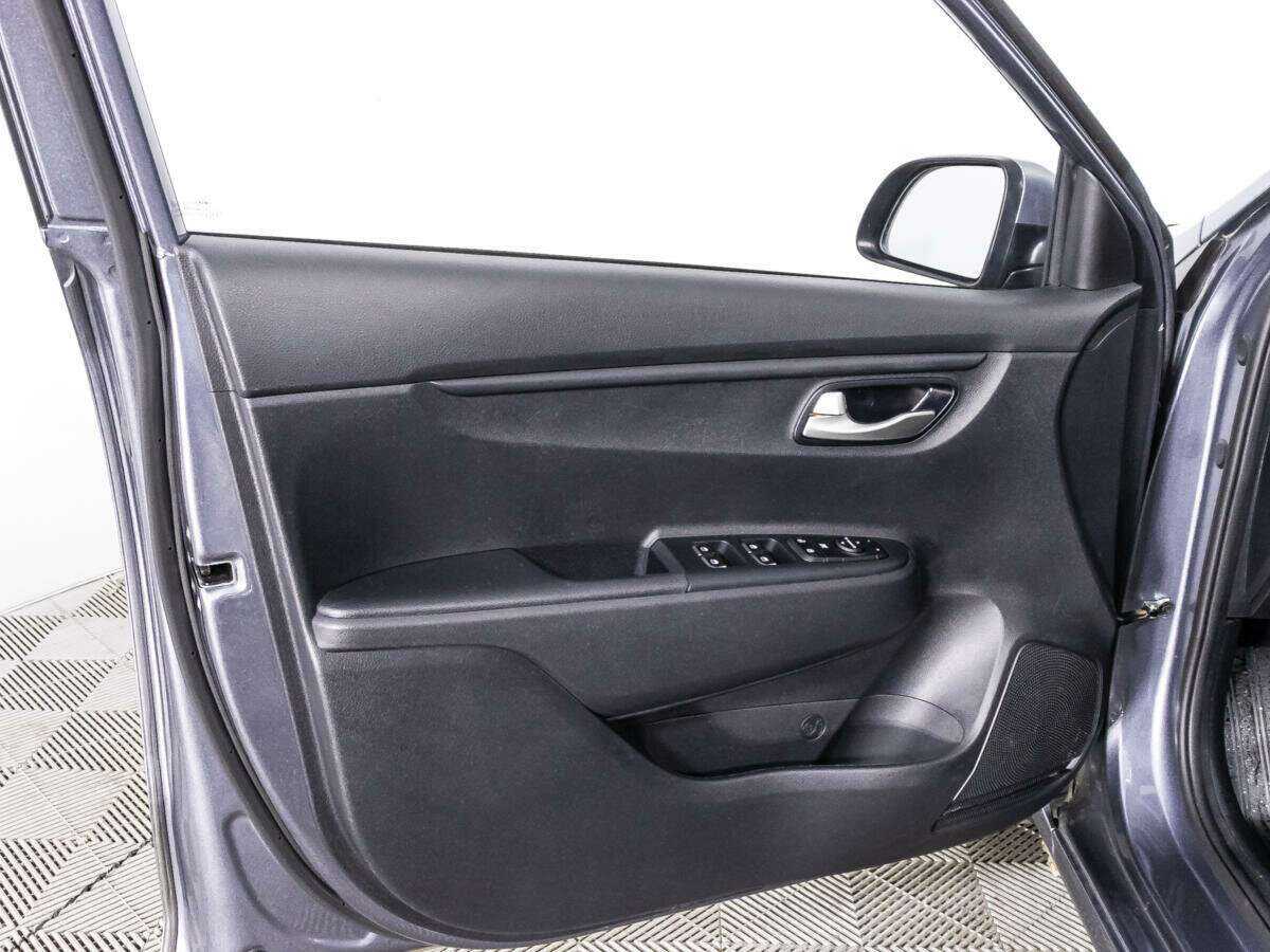 Kia Rio б/у, 2021, Механическая. Фото: #21