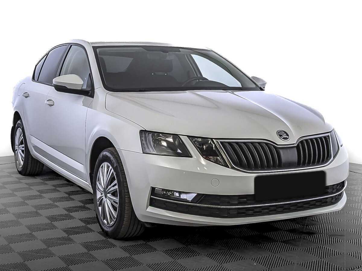 Skoda Octavia б/у, 2020, Роботизированная. Фото: #2
