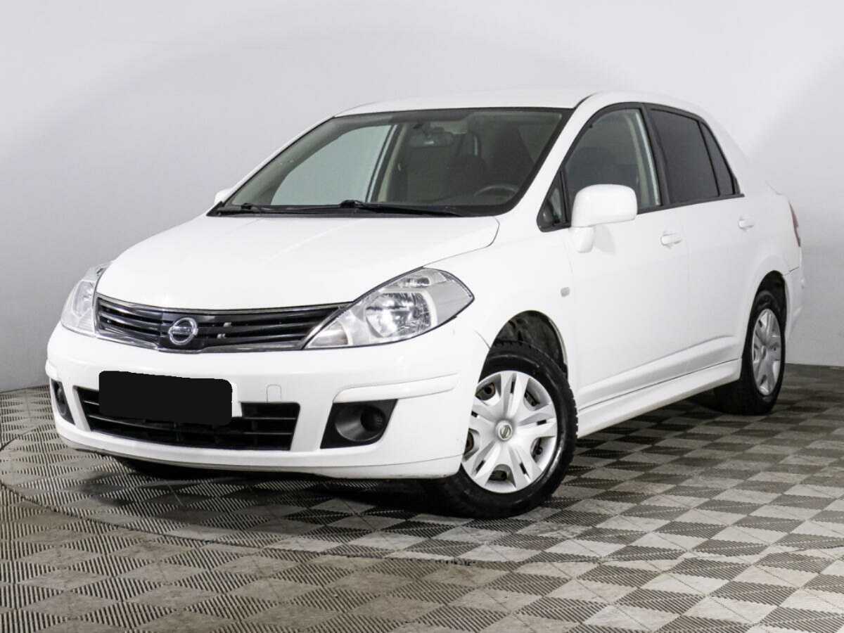 Nissan Tiida б/у, 2013, Механическая. Посмотреть фото