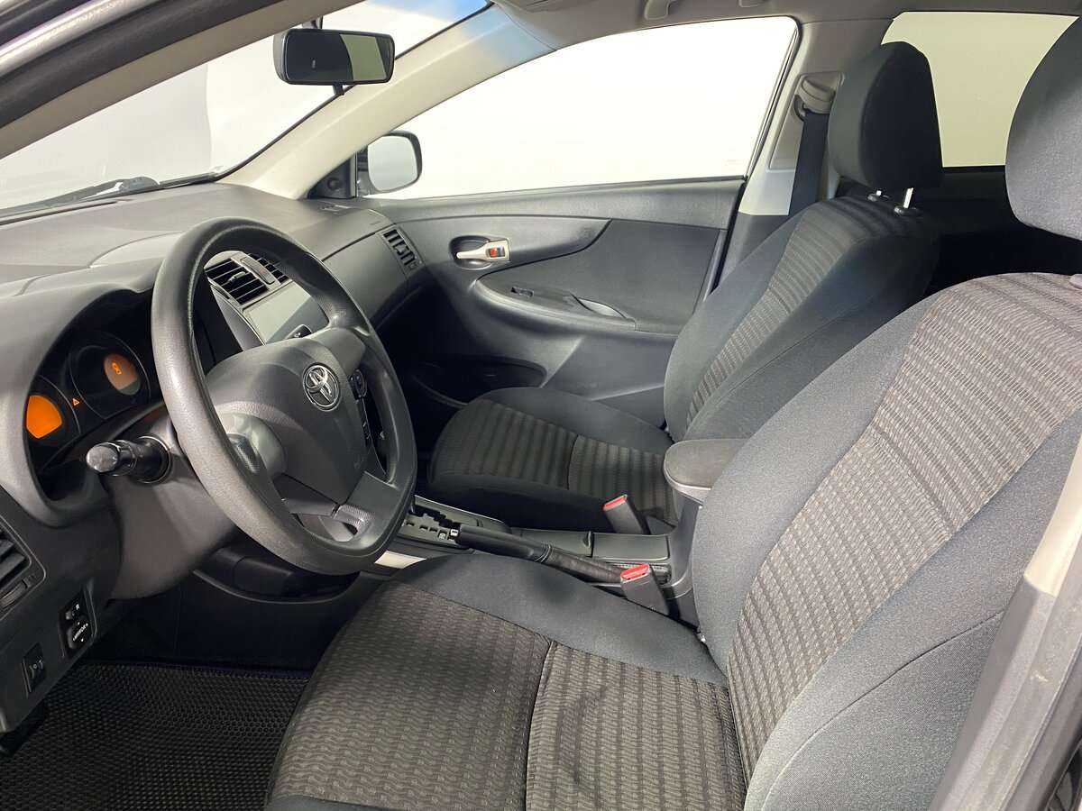 Toyota Corolla б/у, 2012, Автоматическая. Фото: #6
