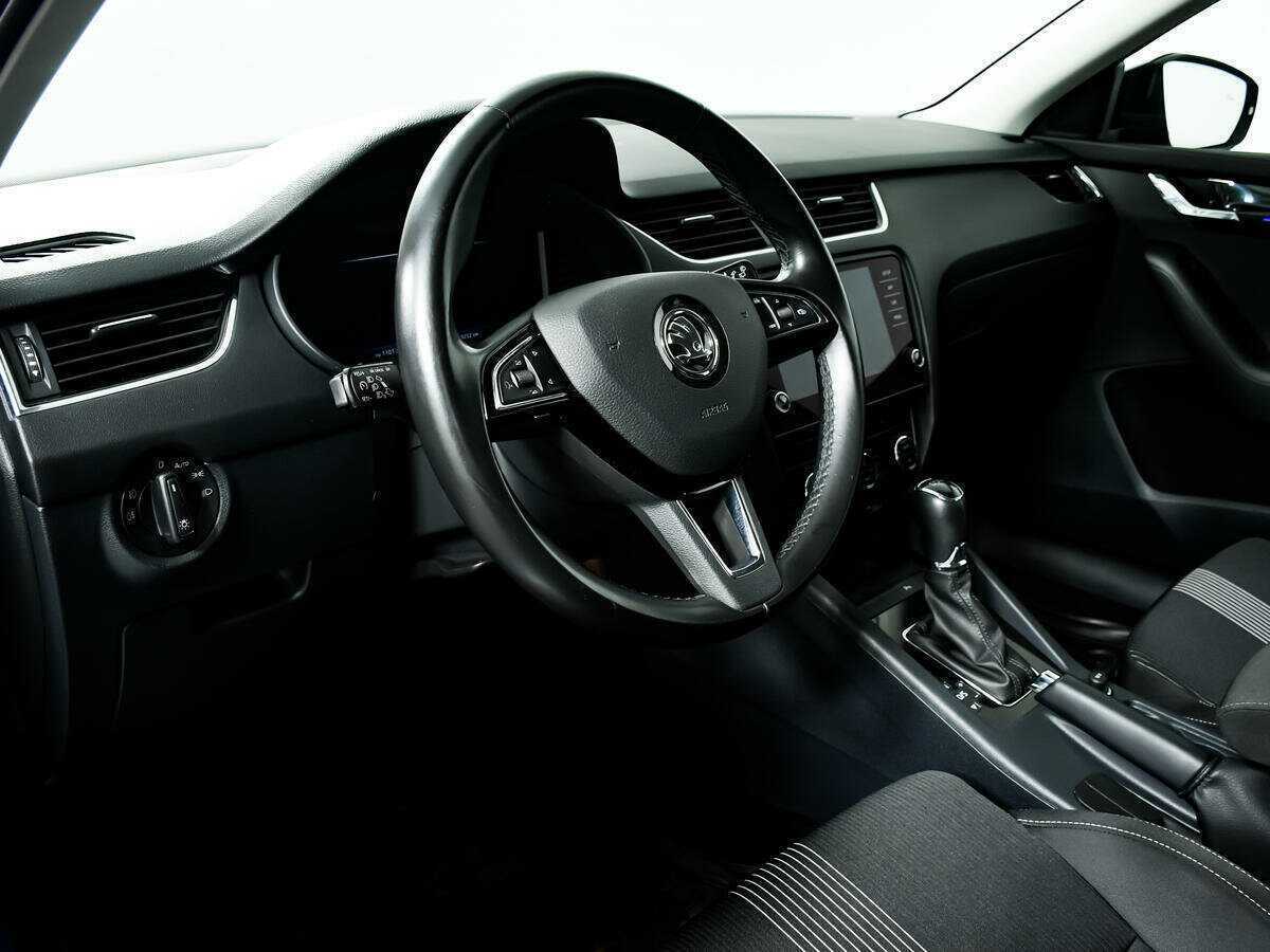 Skoda Octavia б/у, 2019, Роботизированная. Фото: #12