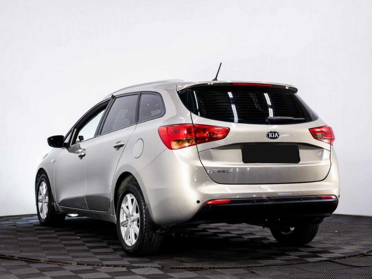 Kia Ceed б/у, 2013, Механическая. Фото: #3