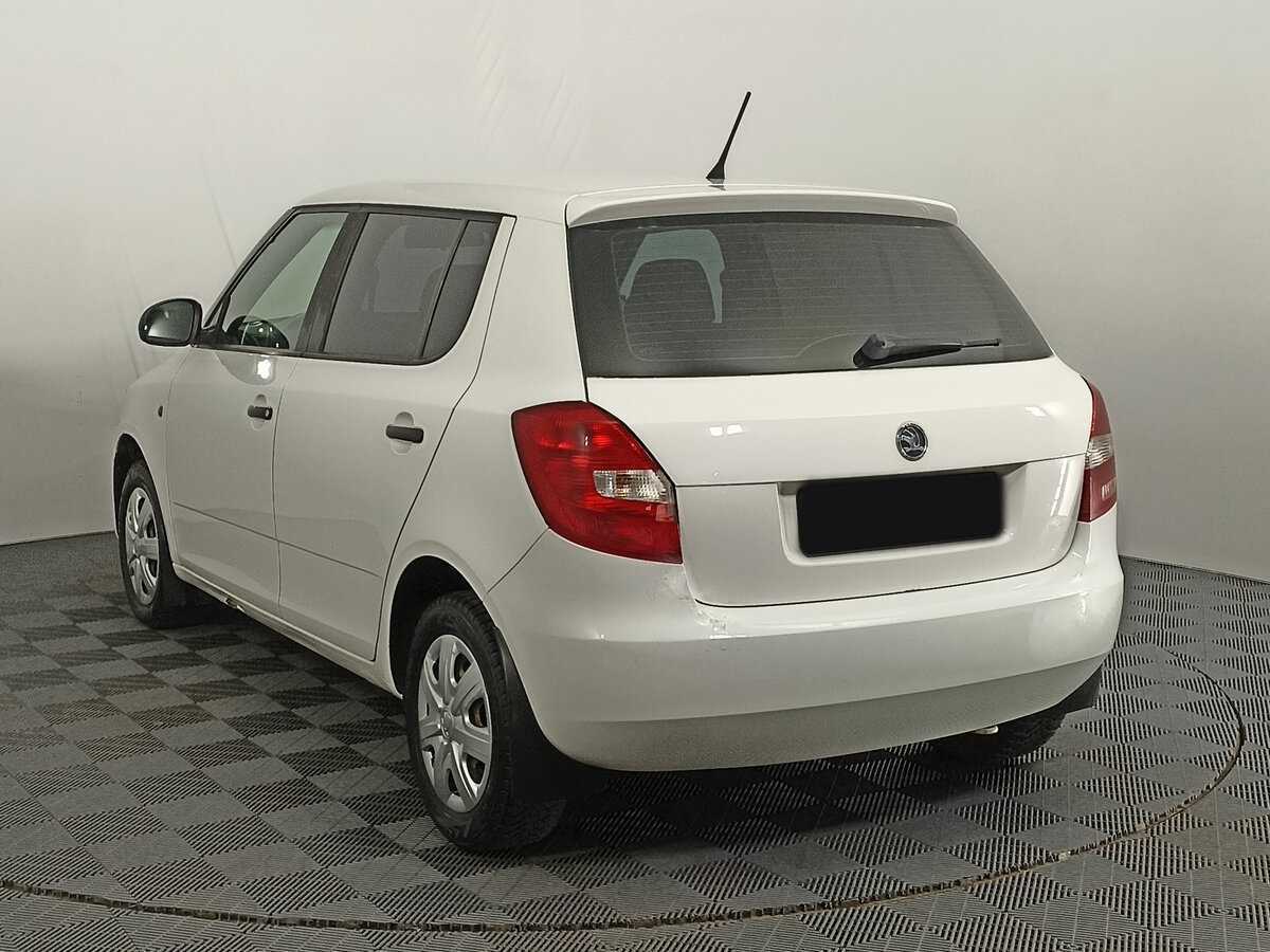 Skoda Fabia б/у, 2013, Механическая. Фото: #6