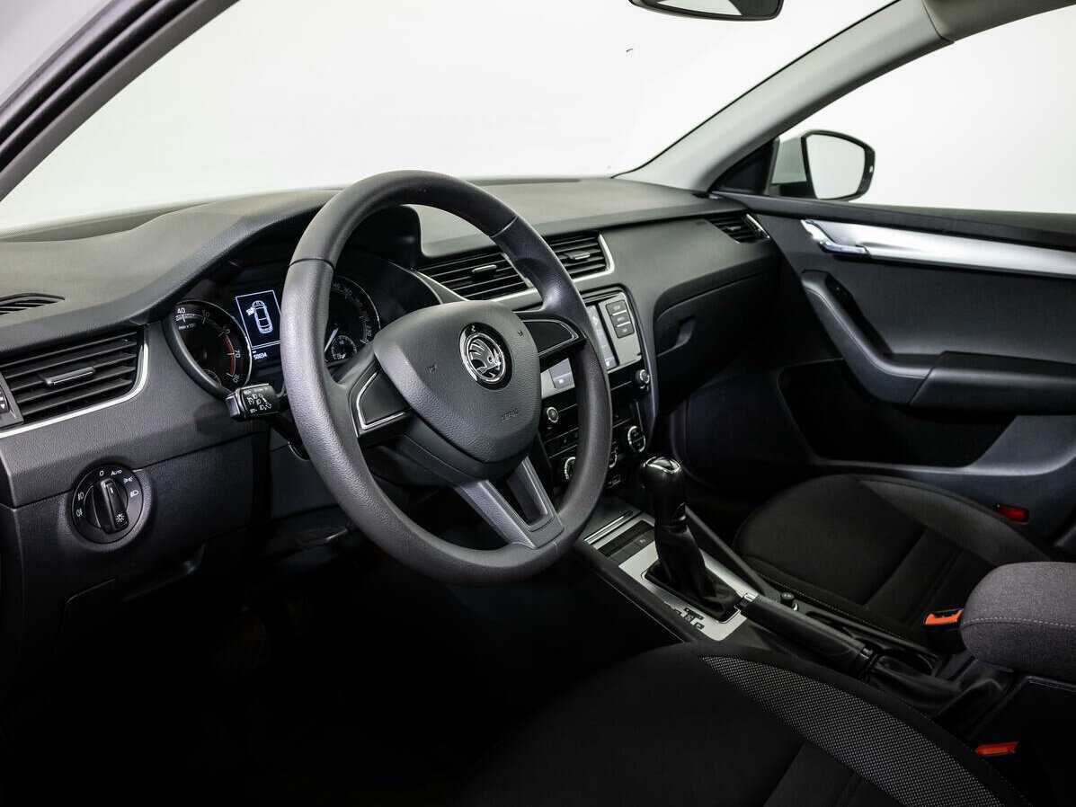 Skoda Octavia б/у, 2019, Автоматическая. Фото: #10