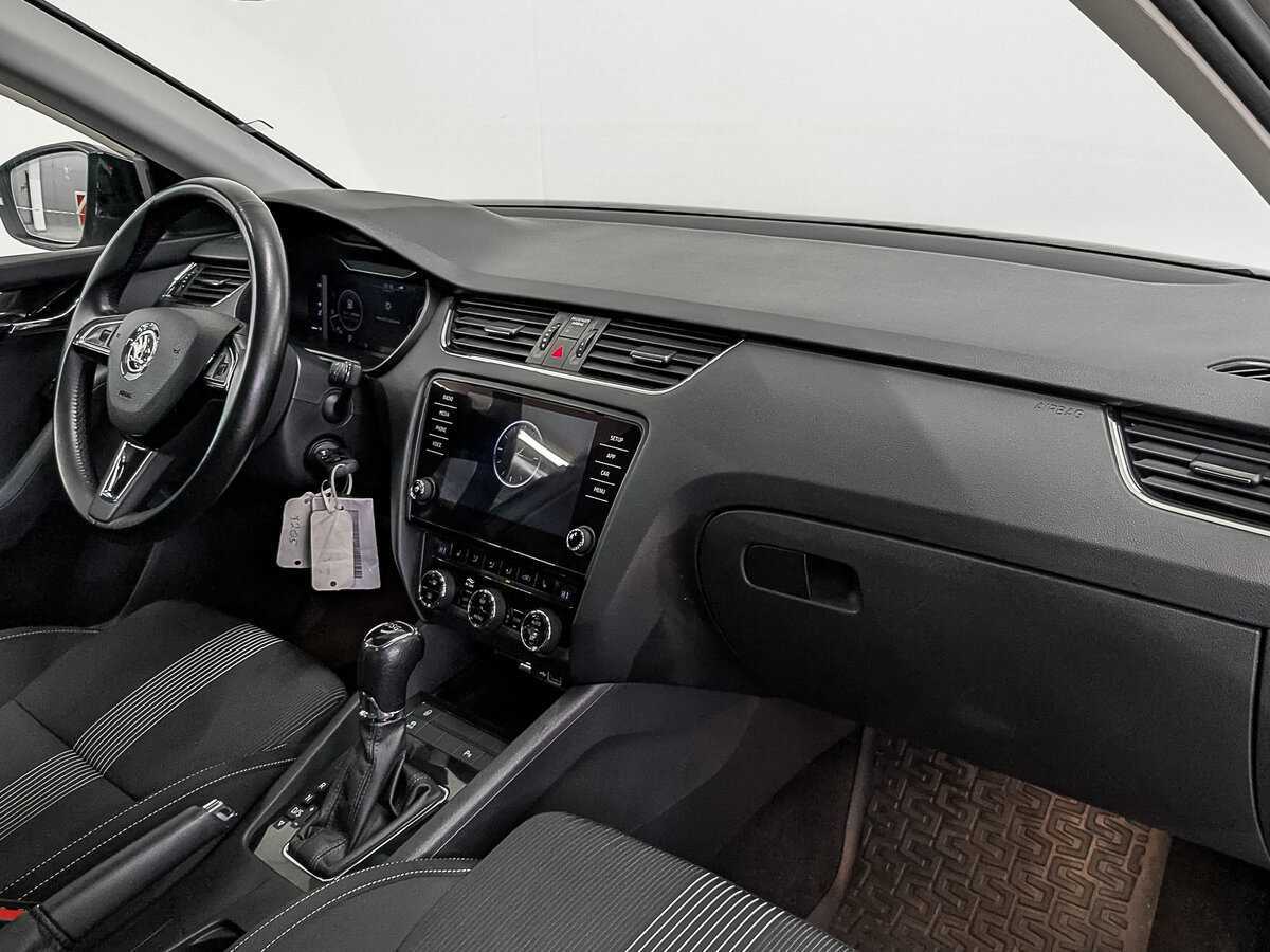 Skoda Octavia б/у, 2019, Роботизированная. Фото: #12
