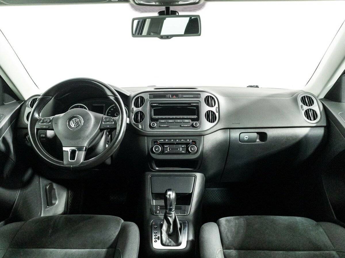 Volkswagen Tiguan б/у, 2012, Автоматическая. Фото: #11