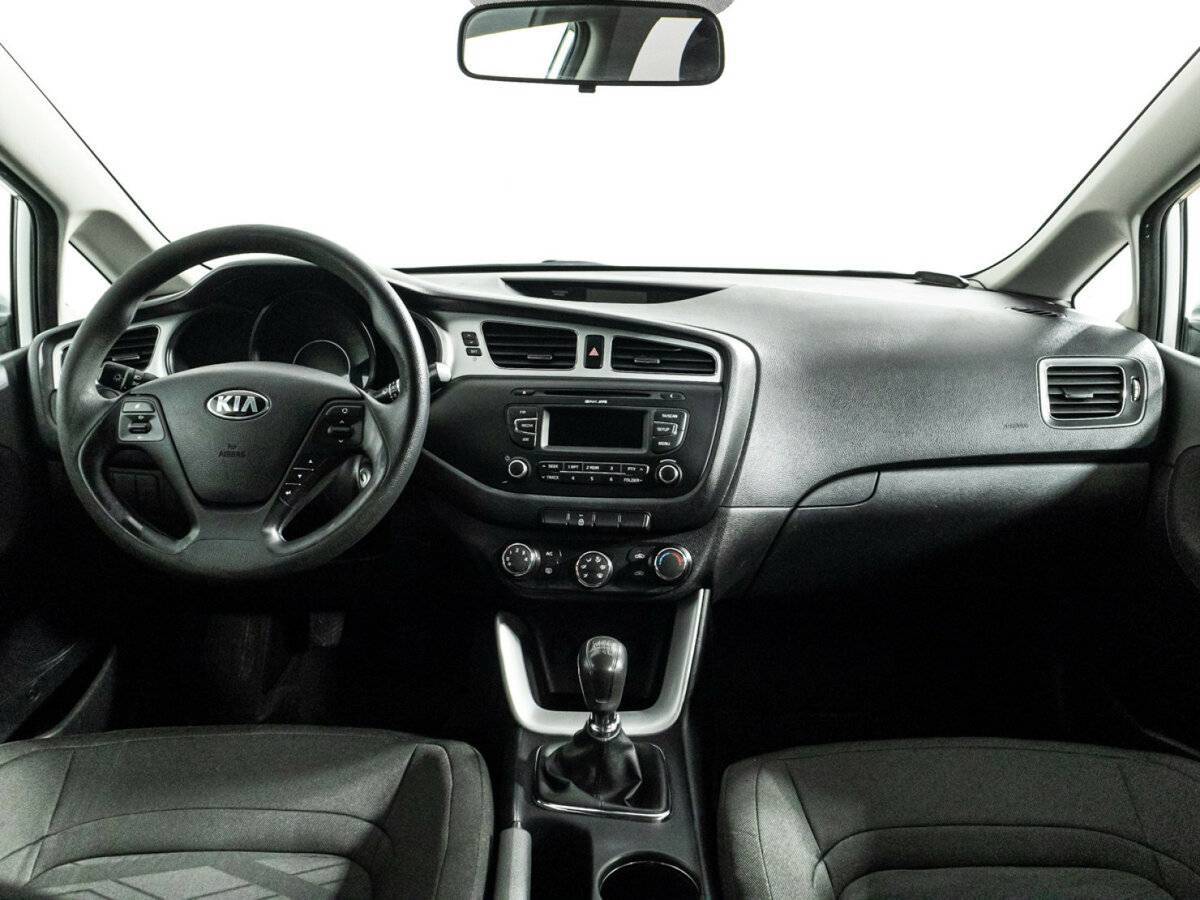 Kia Ceed б/у, 2012, Механическая. Фото: #12