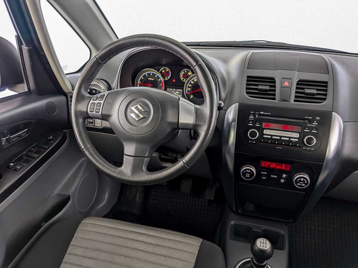 Suzuki SX4 б/у, 2012, Механическая. Фото: #24