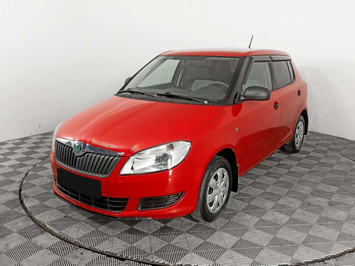 Skoda Fabia б/у, 2012, Механическая. Посмотреть фото