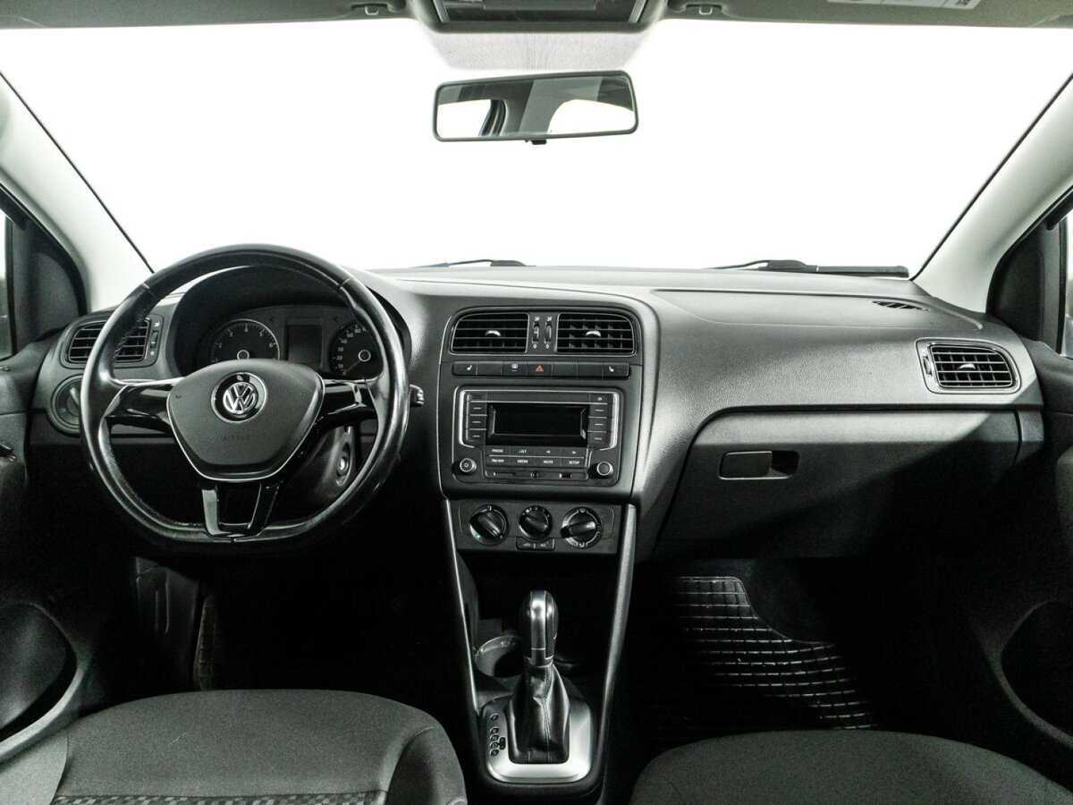 Volkswagen Polo б/у, 2017, Автоматическая. Фото: #12