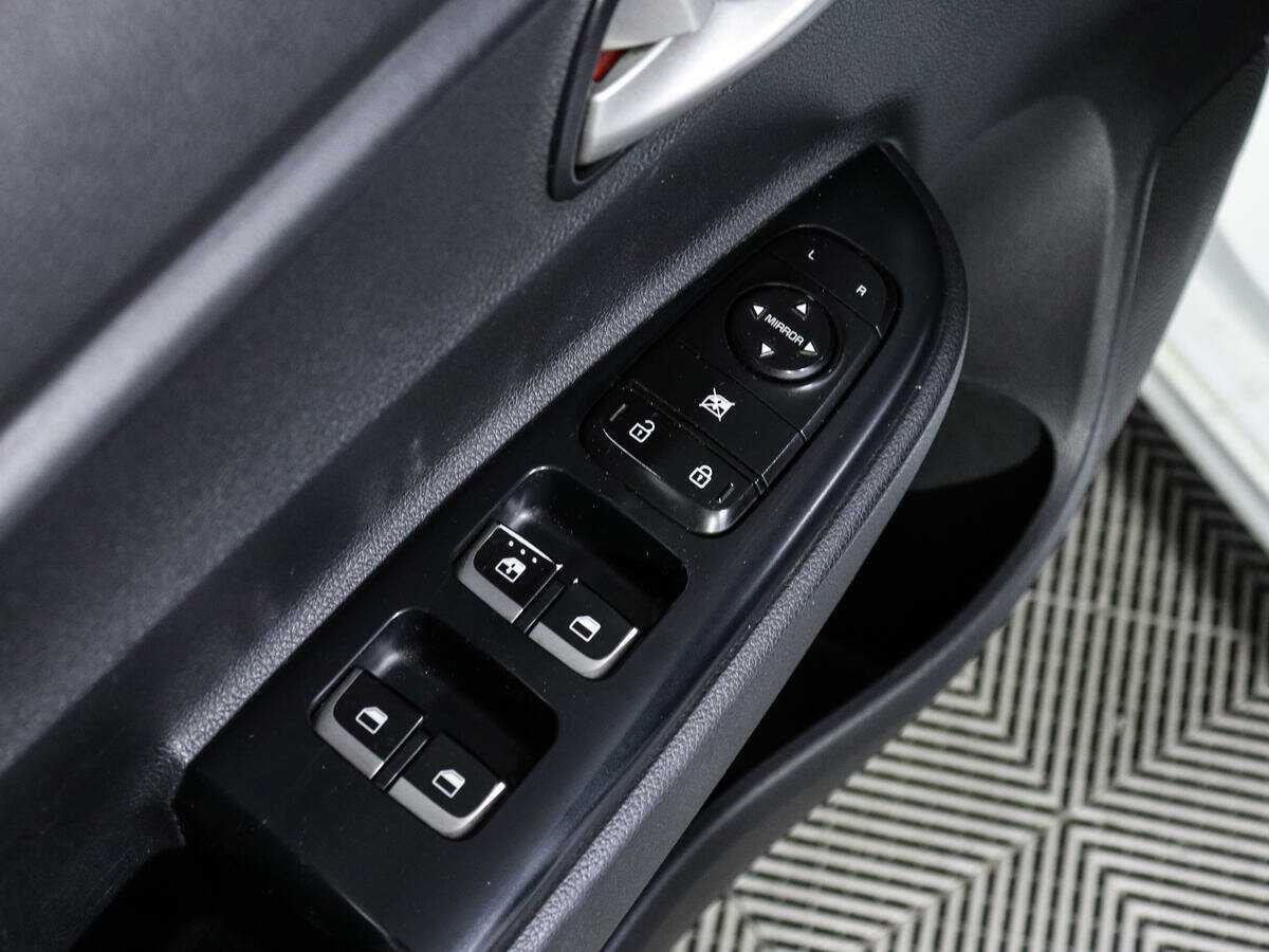 Kia Rio б/у, 2017, Механическая. Фото: #14