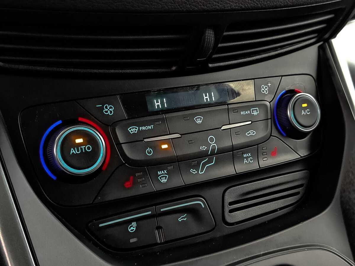 Ford Kuga б/у, 2016, Автоматическая. Фото: #20