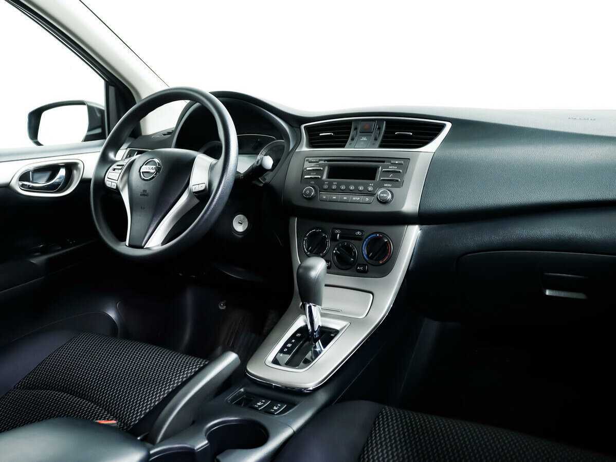 Nissan Tiida б/у, 2015, Вариатор. Фото: #6