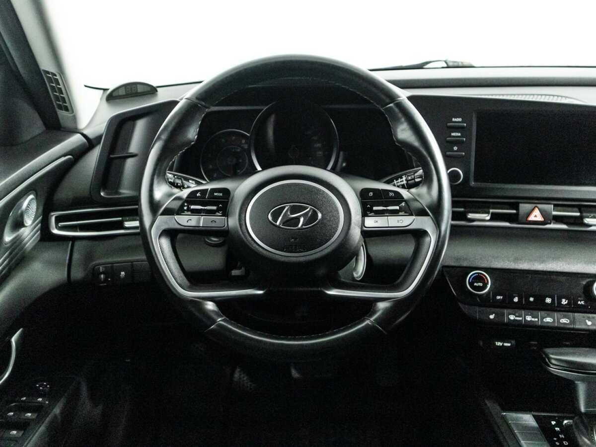 Hyundai Elantra б/у, 2021, Автоматическая. Фото: #16