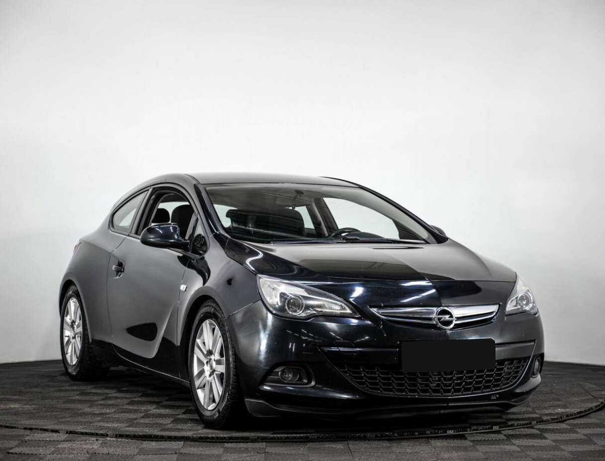 Opel Astra б/у, 2013, Механическая. Фото: #2