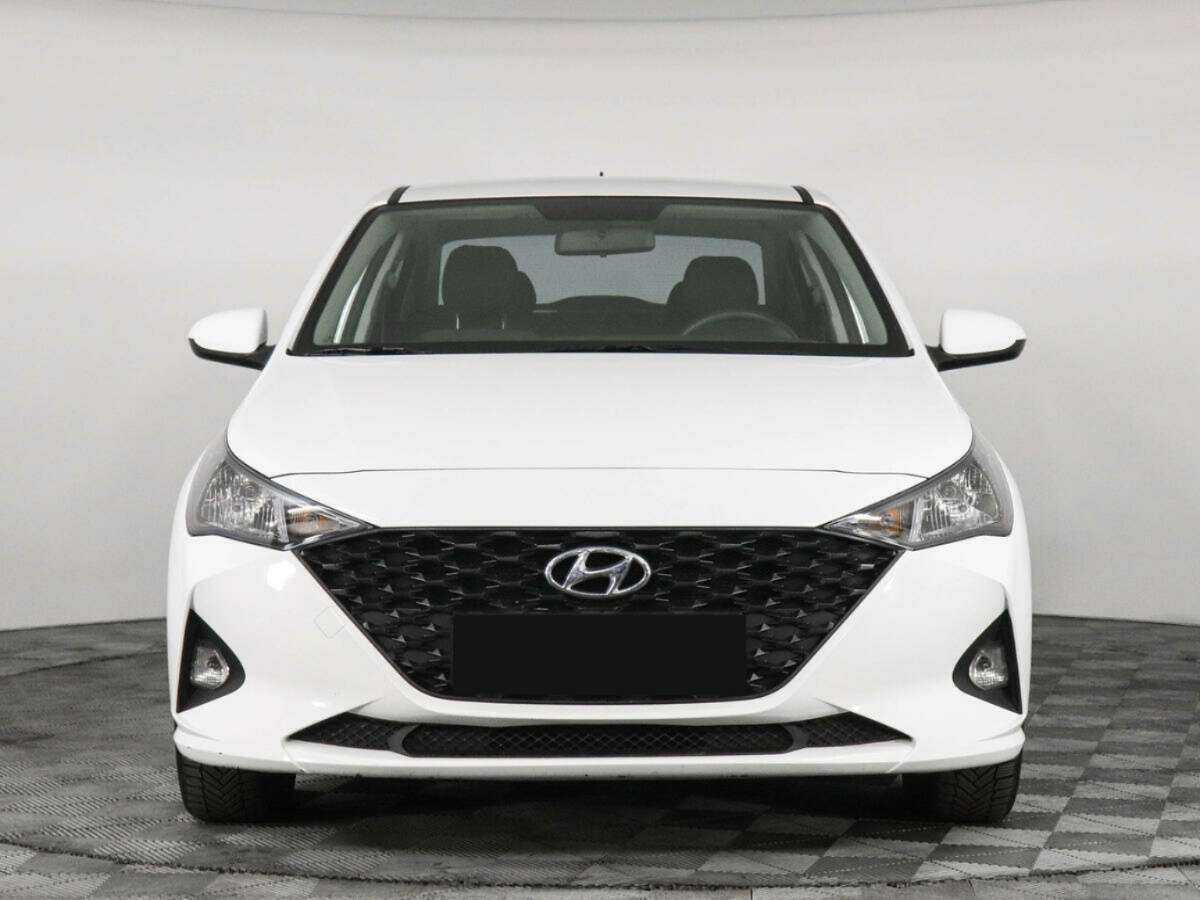 Hyundai Solaris б/у, 2021, Автоматическая. Фото: #1