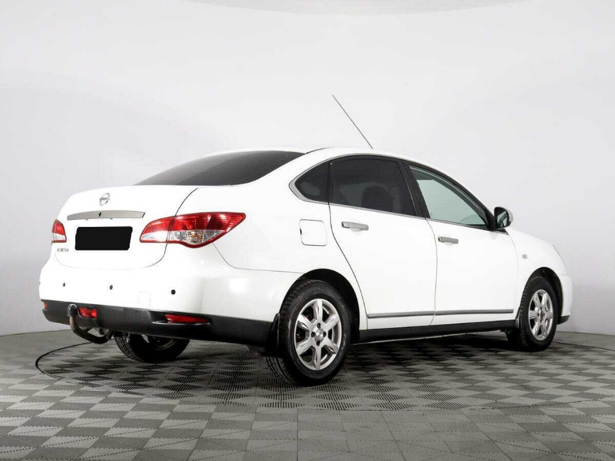 Nissan Almera б/у, 2015, Механическая. Фото: #3