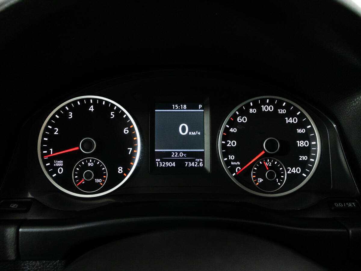 Volkswagen Tiguan б/у, 2012, Автоматическая. Фото: #11