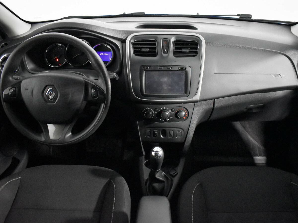 Renault Sandero б/у, 2018, Механическая. Фото: #12
