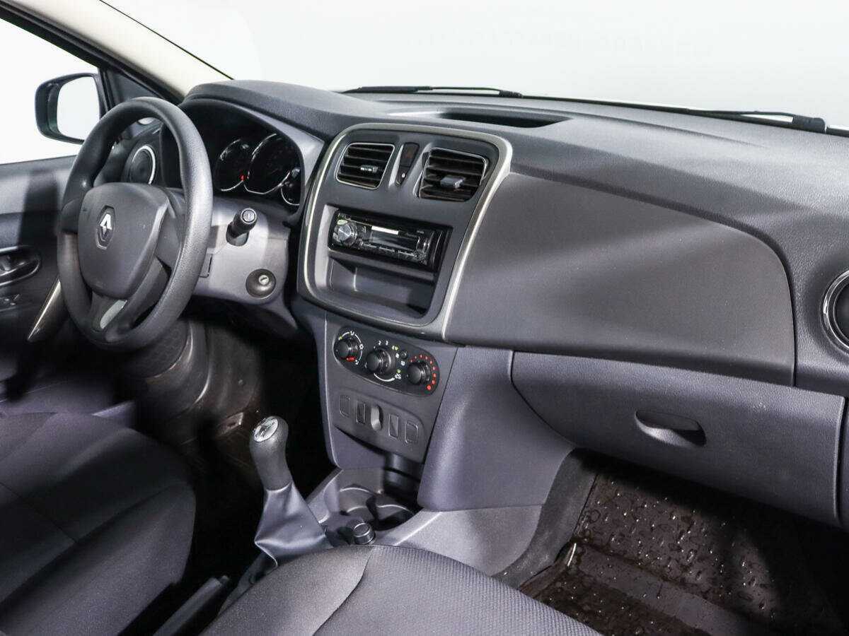 Renault Logan б/у, 2014, Механическая. Фото: #6