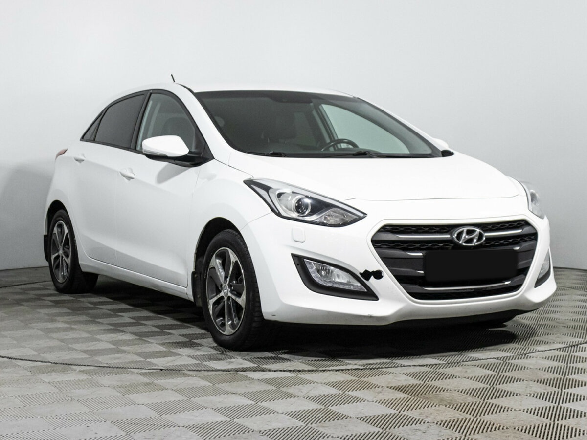 Hyundai i30 б/у, 2015, Автоматическая. Фото: #2