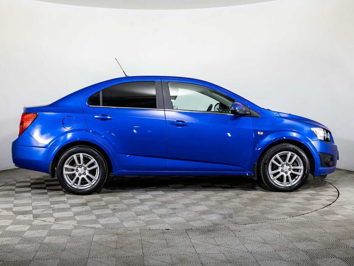 Chevrolet Aveo б/у, 2012, Механическая. Фото: #3