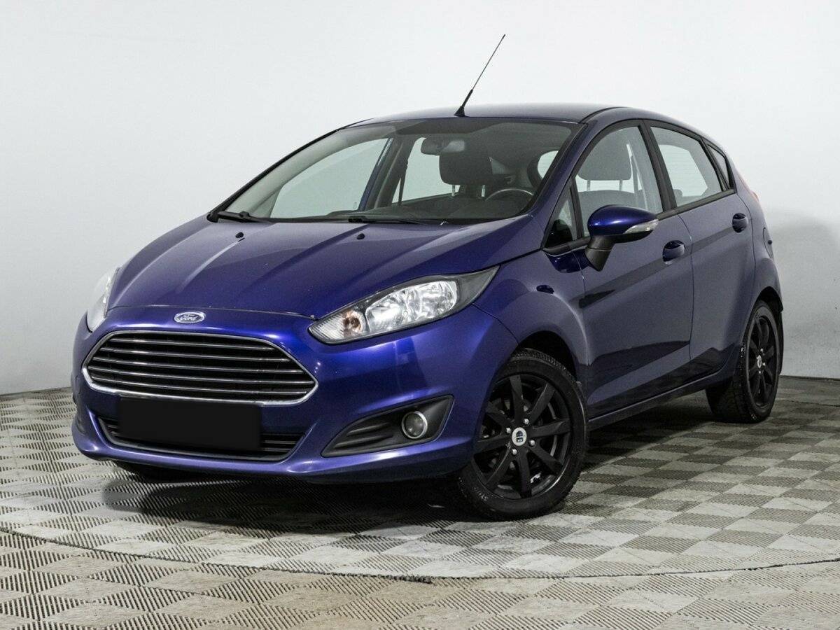 Ford Fiesta б/у, 2015, Механическая. Посмотреть фото