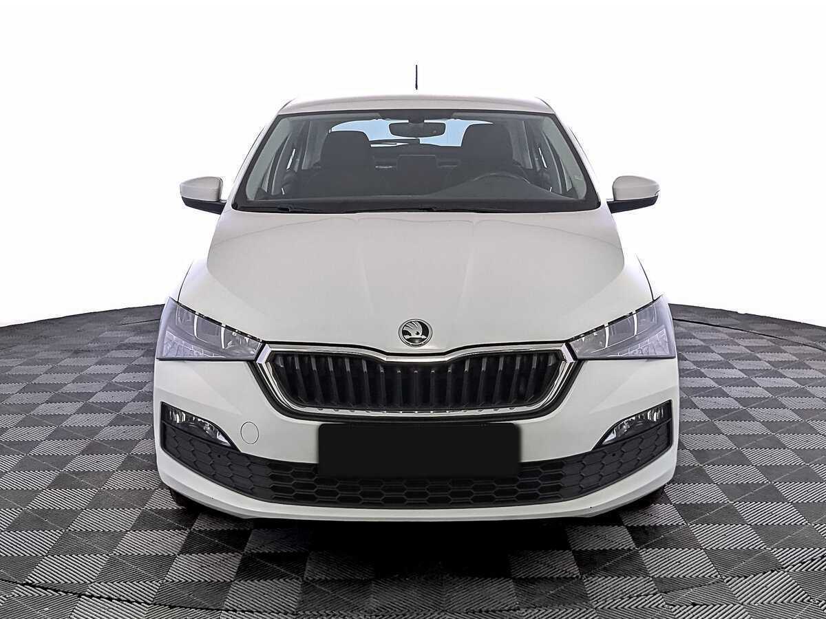 Skoda Rapid б/у, 2020, Роботизированная. Фото: #1