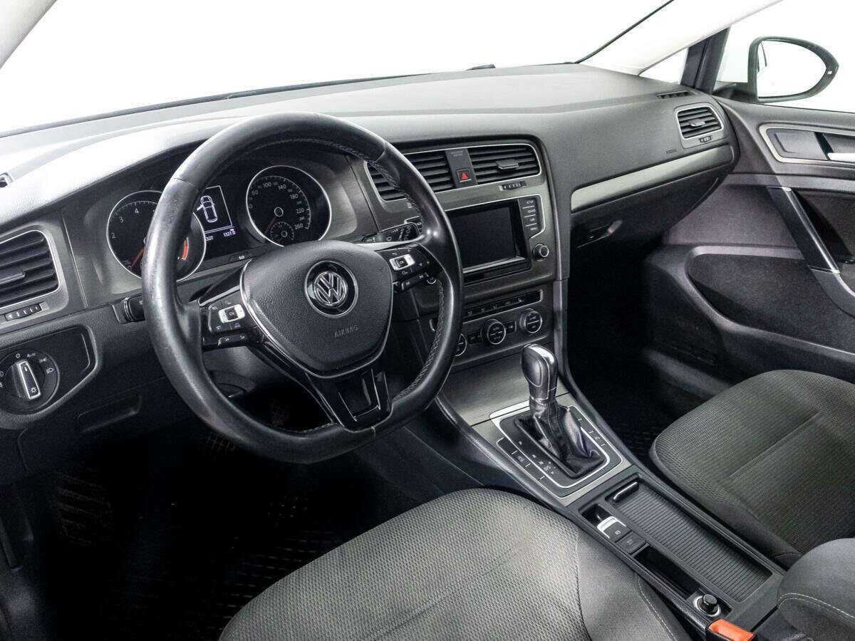 Volkswagen Golf б/у, 2013, Роботизированная. Фото: #10