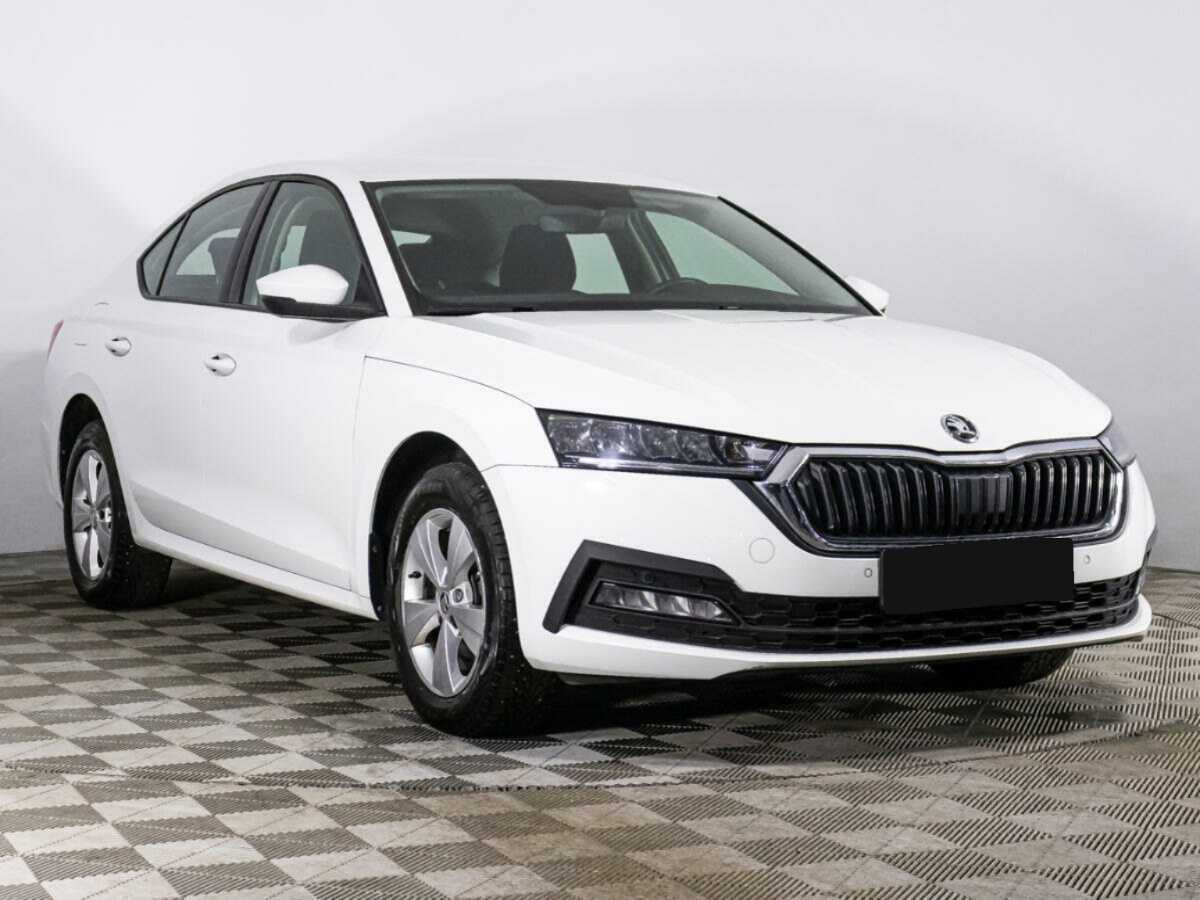 Skoda Octavia б/у, 2021, Автоматическая. Фото: #2
