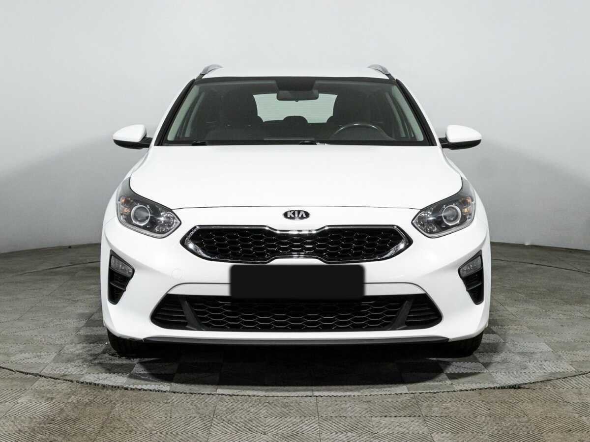 Kia Ceed б/у, 2020, Механическая. Фото: #1