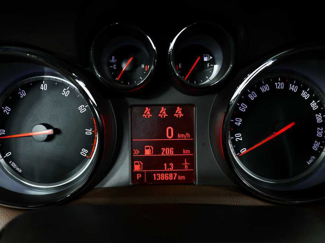 Opel Mokka б/у, 2013, Автоматическая. Фото: #9