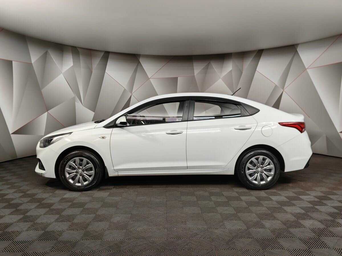 Hyundai Solaris б/у, 2019, Автоматическая. Фото: #4