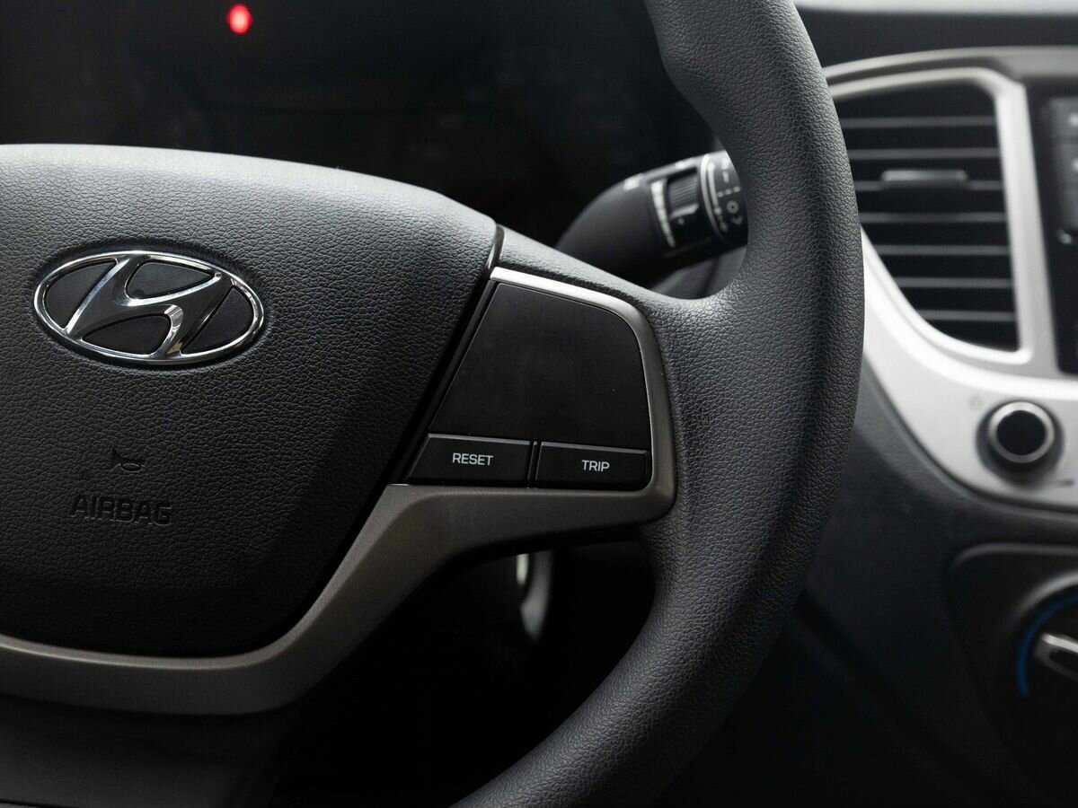Hyundai Solaris б/у, 2019, Механическая. Фото: #15