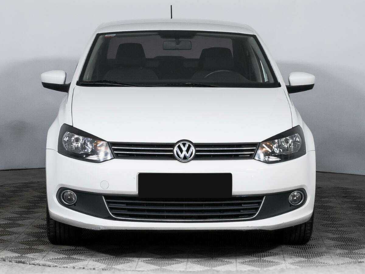 Volkswagen Polo б/у, 2013, Автоматическая. Фото: #1