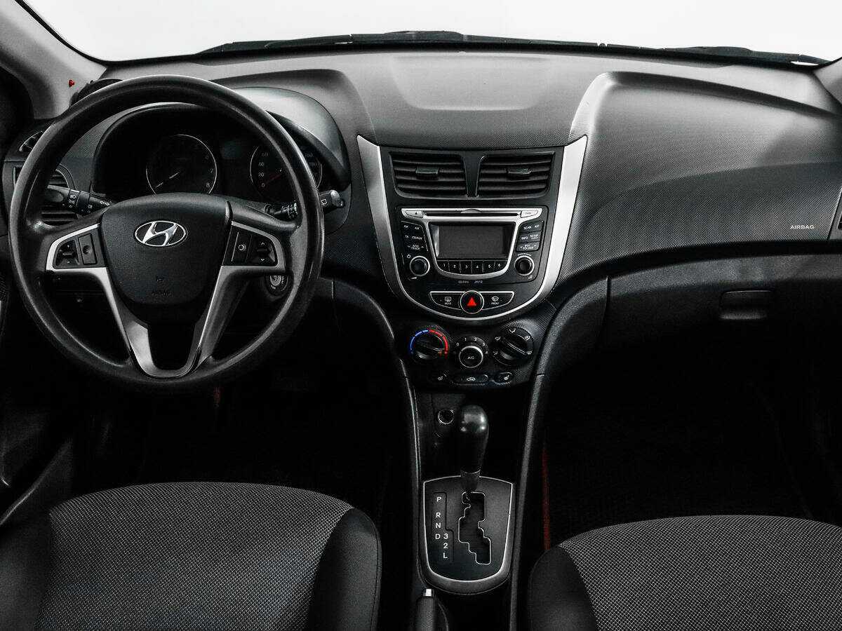 Hyundai Solaris б/у, 2013, Автоматическая. Фото: #11