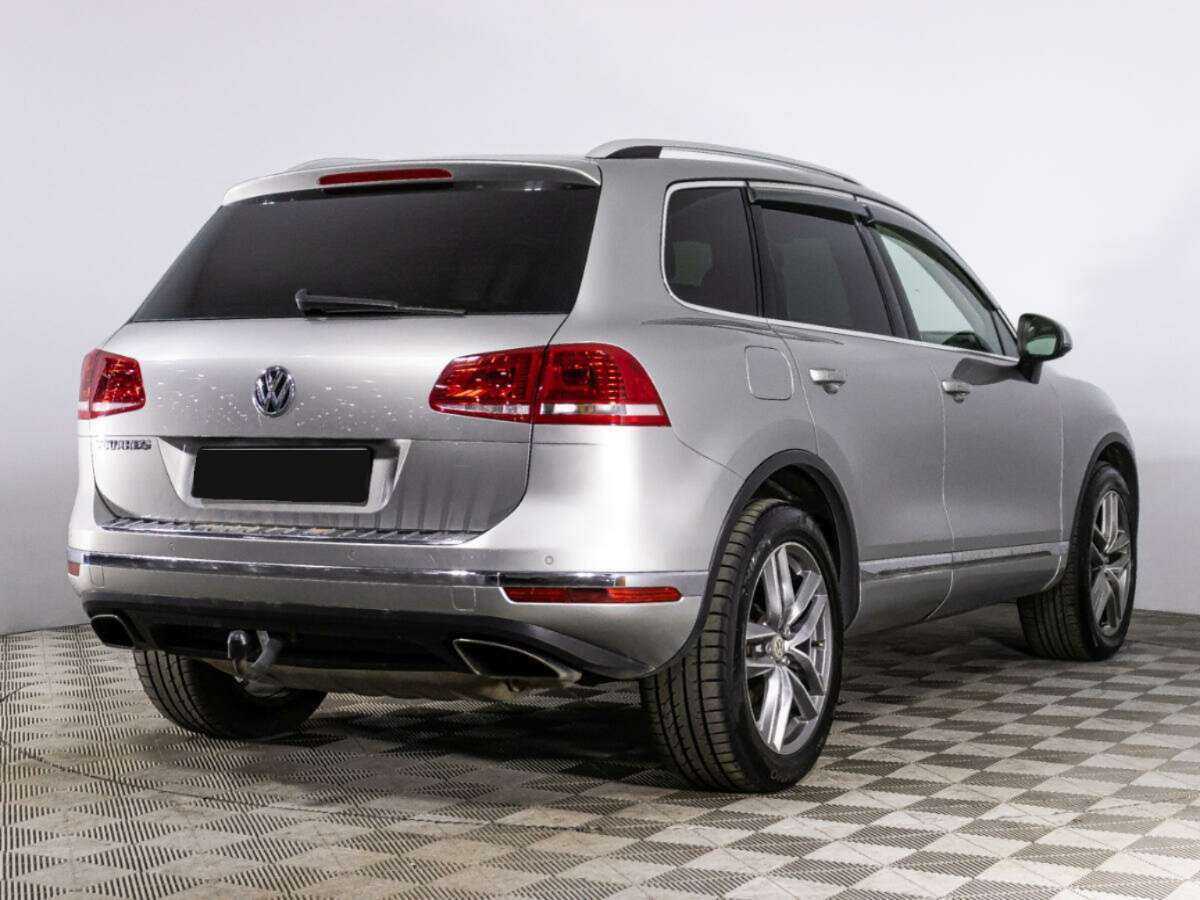 Volkswagen Touareg б/у, 2015, Автоматическая. Фото: #3