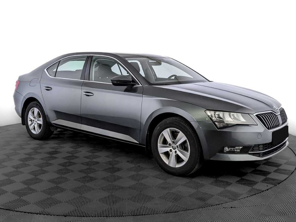 Skoda Superb б/у, 2018, Роботизированная. Фото: #2