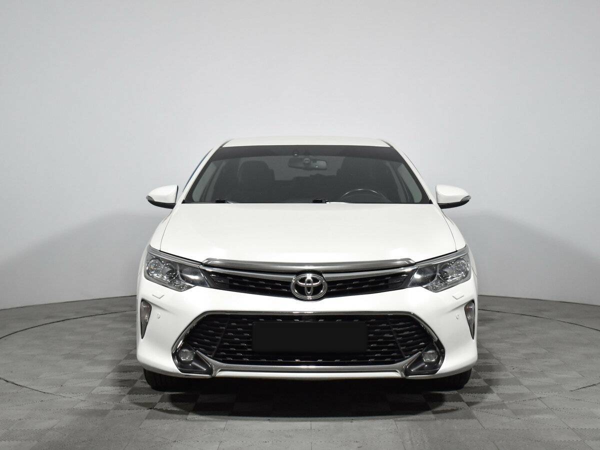 Toyota Camry б/у, 2018, Автоматическая. Фото: #1