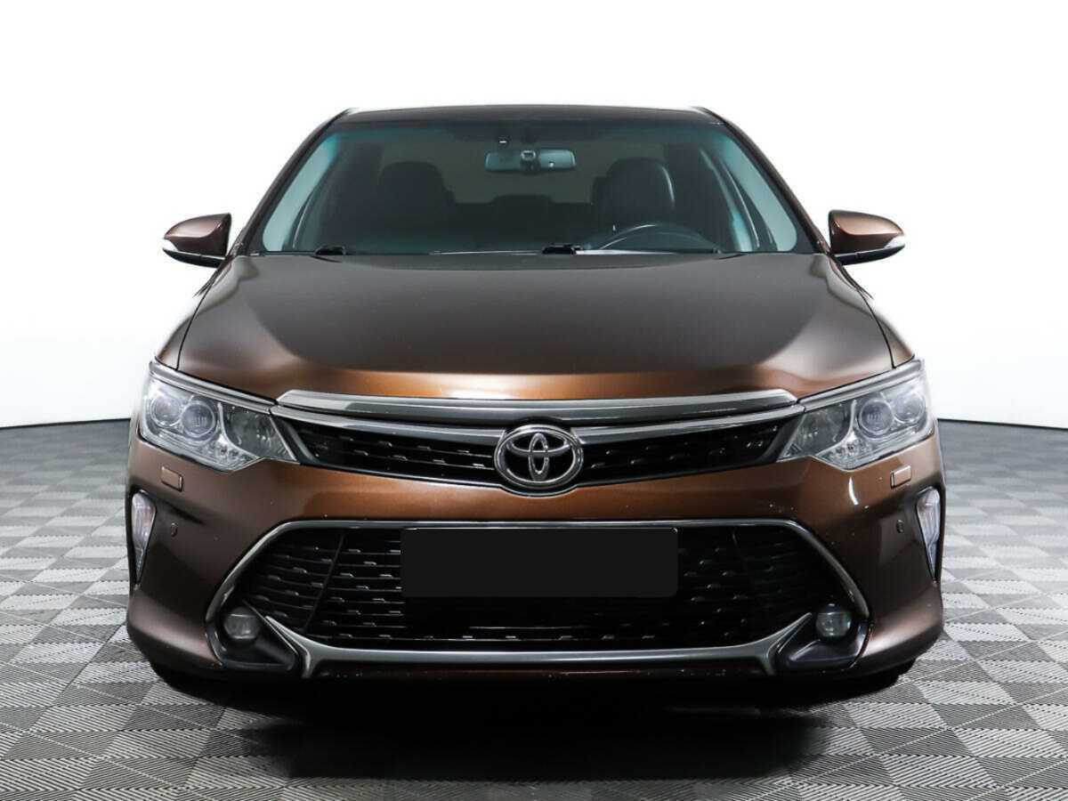 Toyota Camry б/у, 2017, Автоматическая. Фото: #1