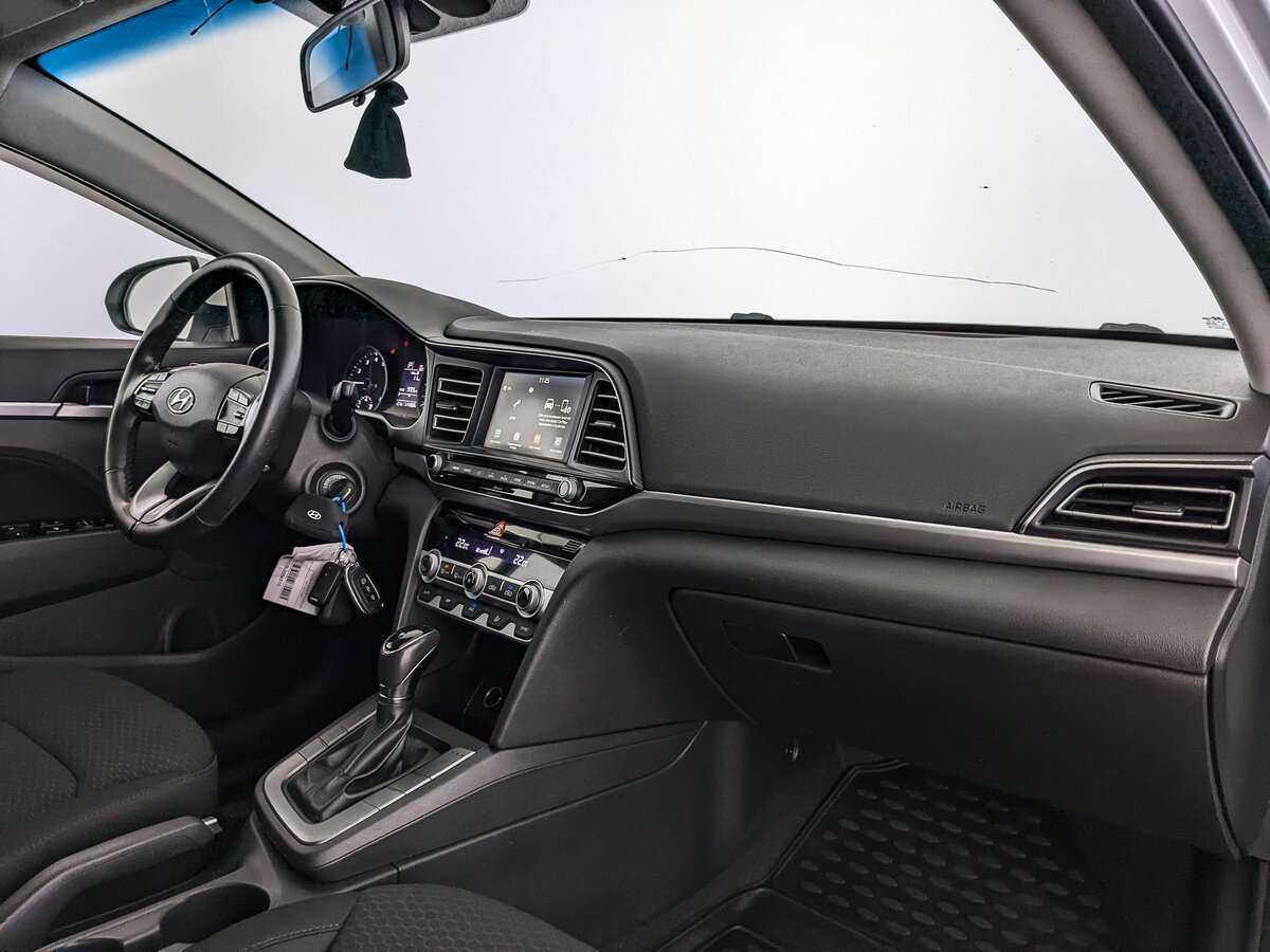 Hyundai Elantra б/у, 2020, Автоматическая. Фото: #8