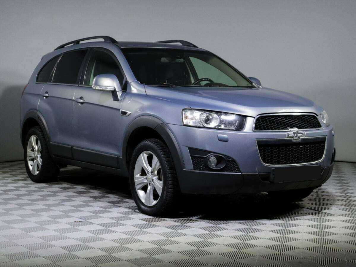 Chevrolet Captiva б/у, 2013, Автоматическая. Фото: #2
