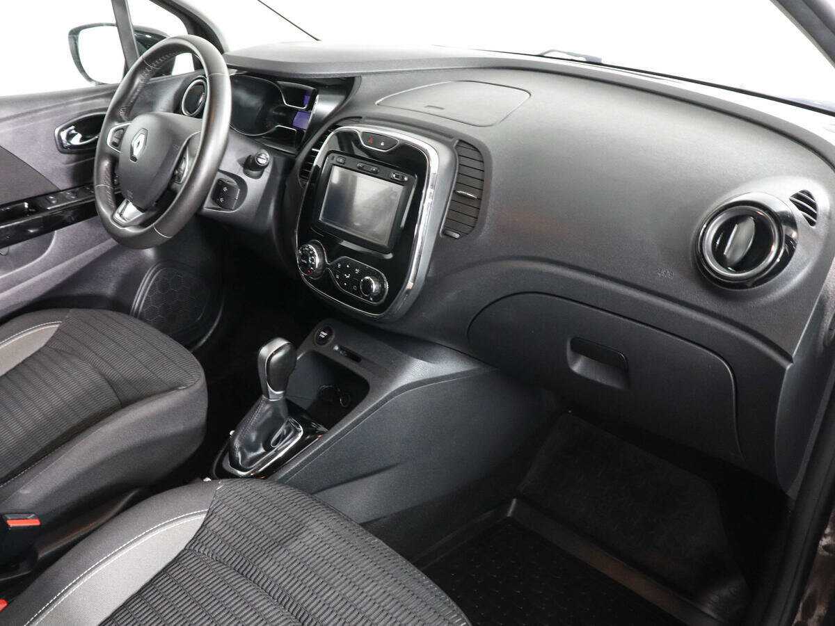 Renault Kaptur б/у, 2017, Автоматическая. Фото: #9