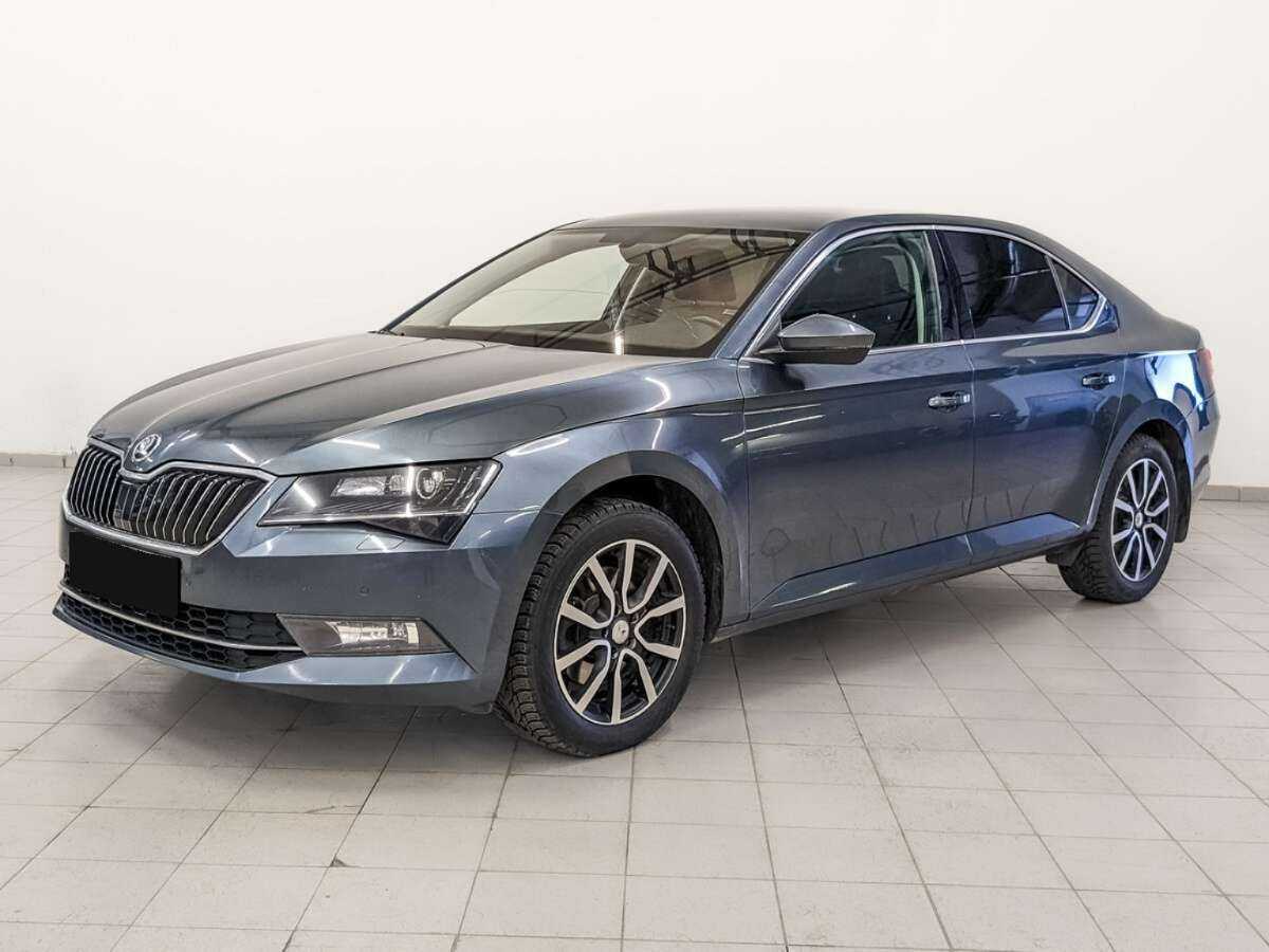 Skoda Superb б/у, 2017, Роботизированная. Посмотреть фото