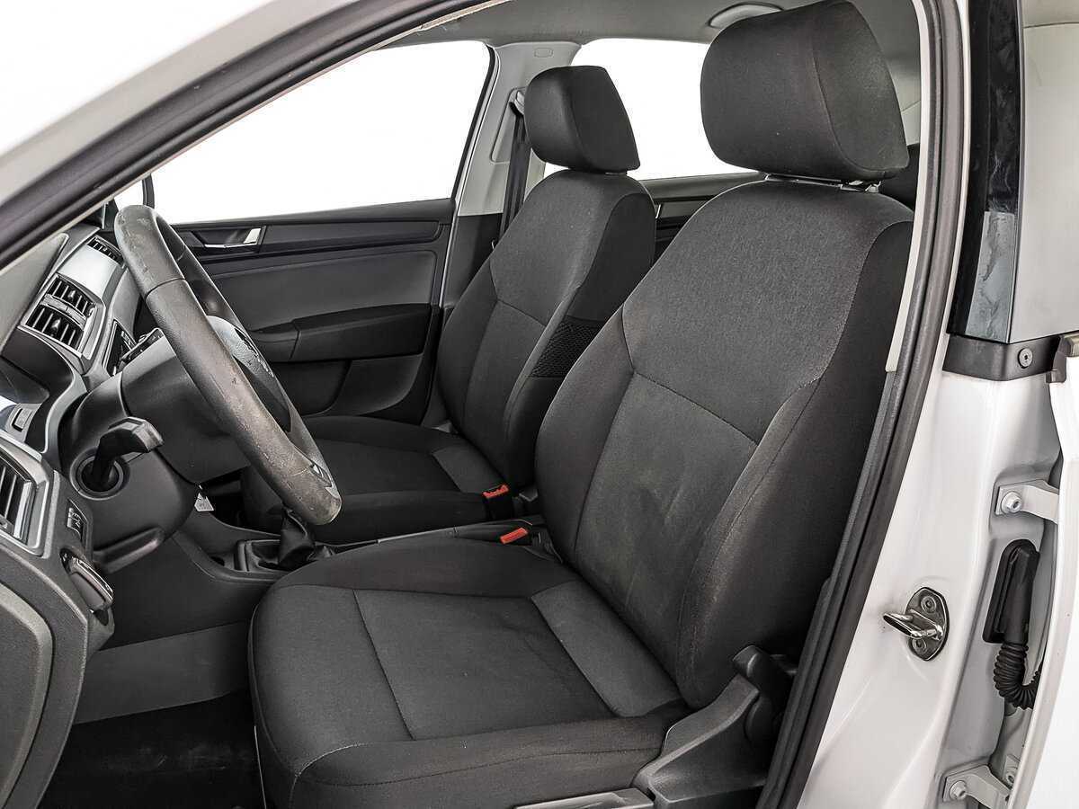 Skoda Rapid б/у, 2019, Механическая. Фото: #19
