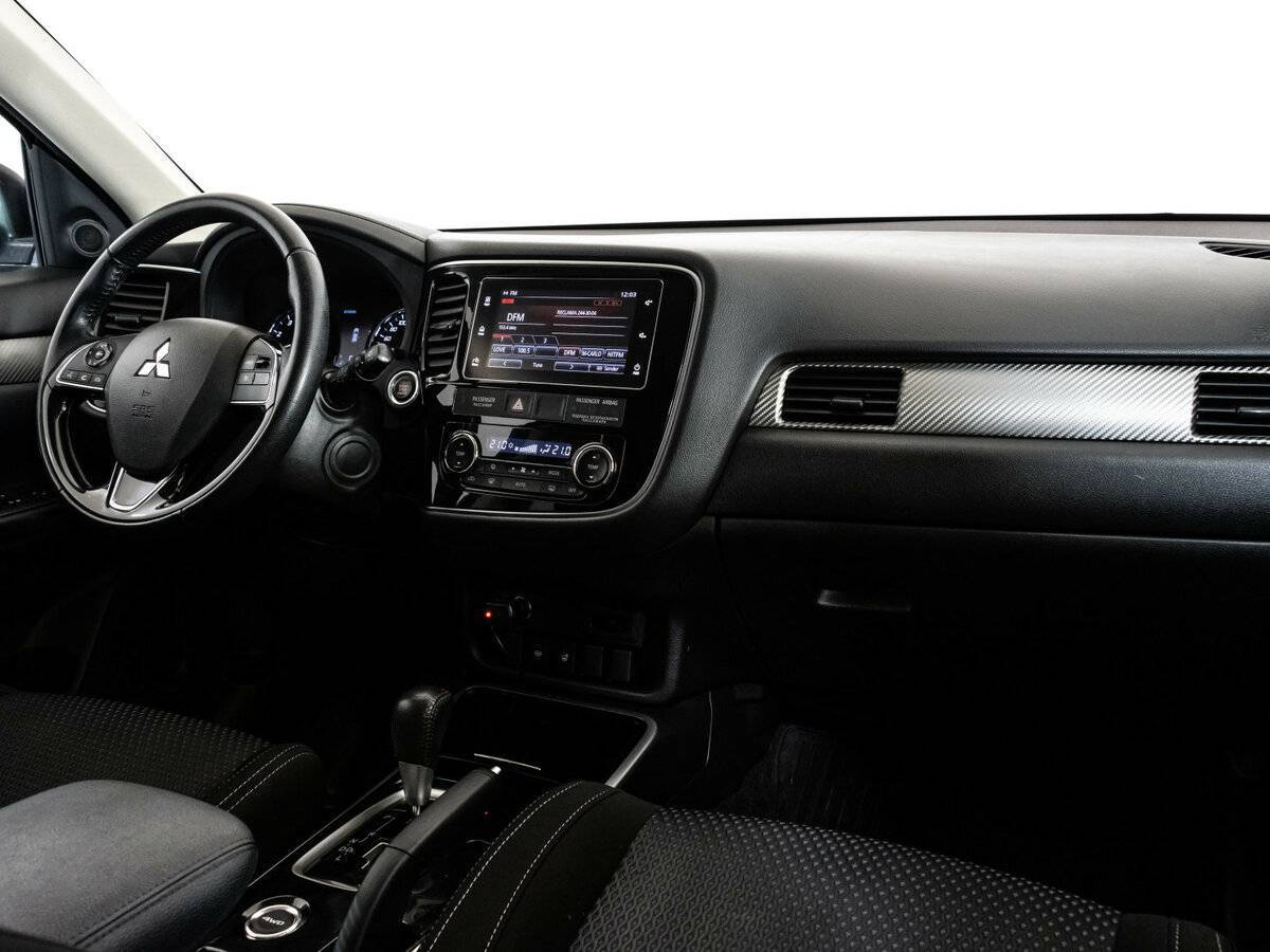 Mitsubishi Outlander б/у, 2018, Вариатор. Фото: #6