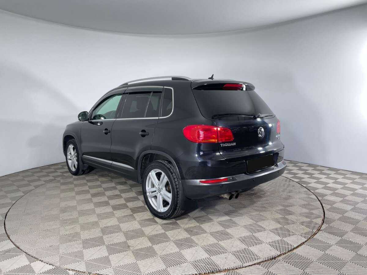 Volkswagen Tiguan б/у, 2013, Автоматическая. Фото: #3