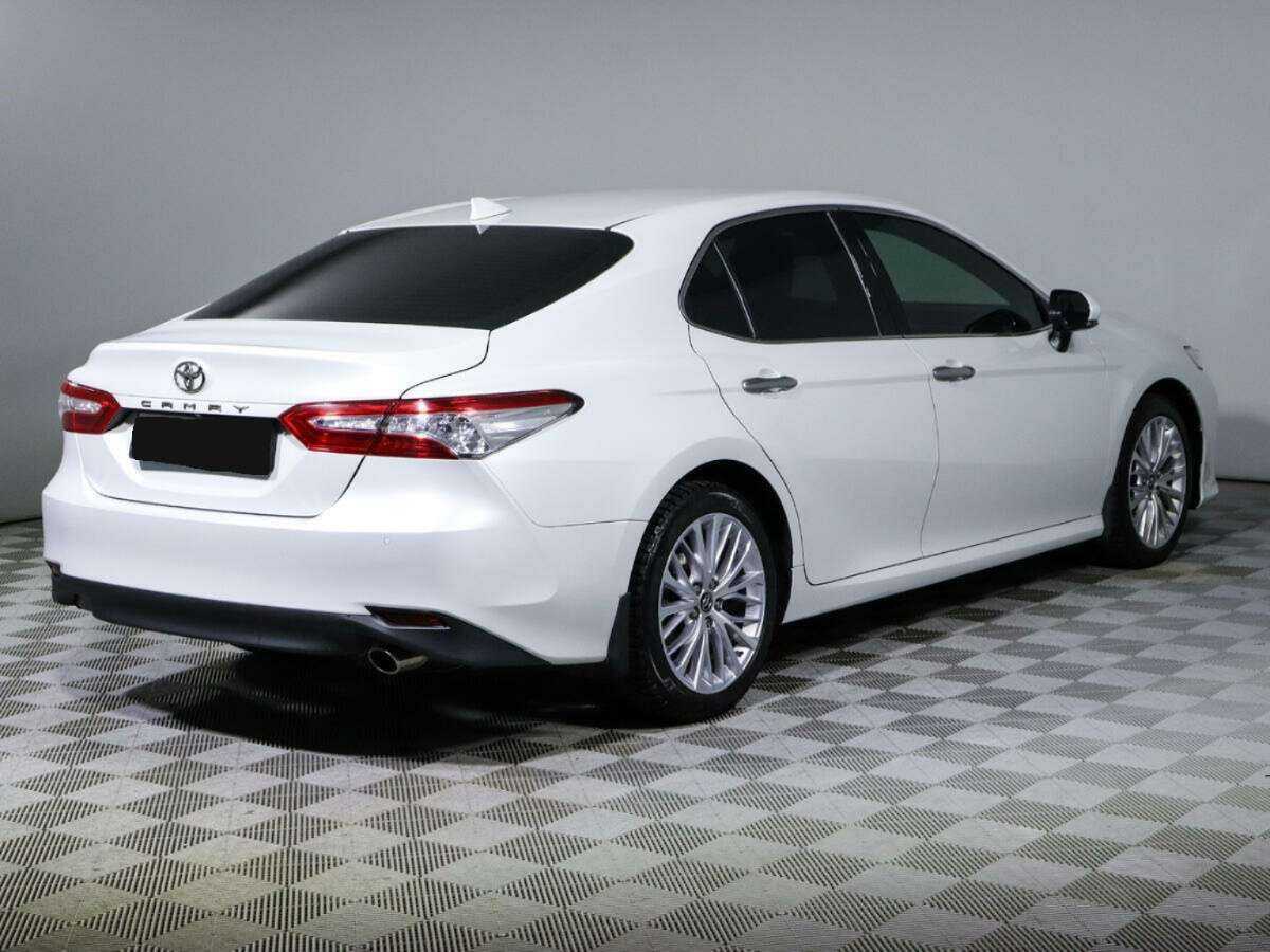 Toyota Camry б/у, 2018, Автоматическая. Фото: #3