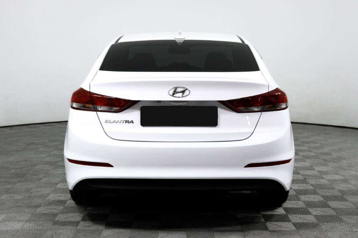 Hyundai Elantra б/у, 2018, Автоматическая. Фото: #5