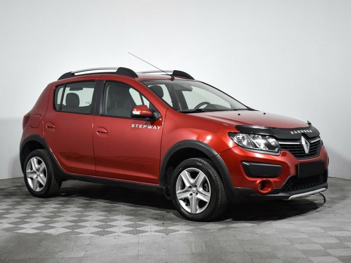 Renault Sandero б/у, 2014, Механическая. Фото: #2